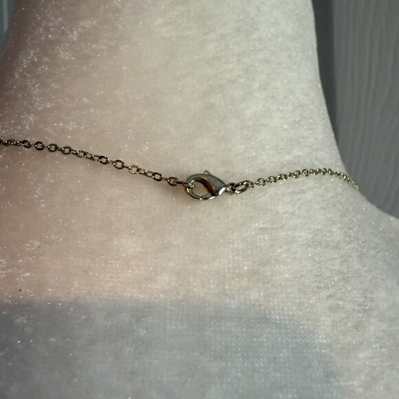 Pressed Birth Month Flower Necklace Small Gold Circle August Gladiolus Personal - Picture 4 of 4